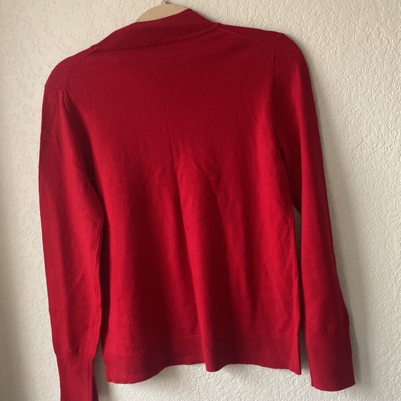 Riley & Rae women’s red sweater size small New with tags - Picture 3 of 4
